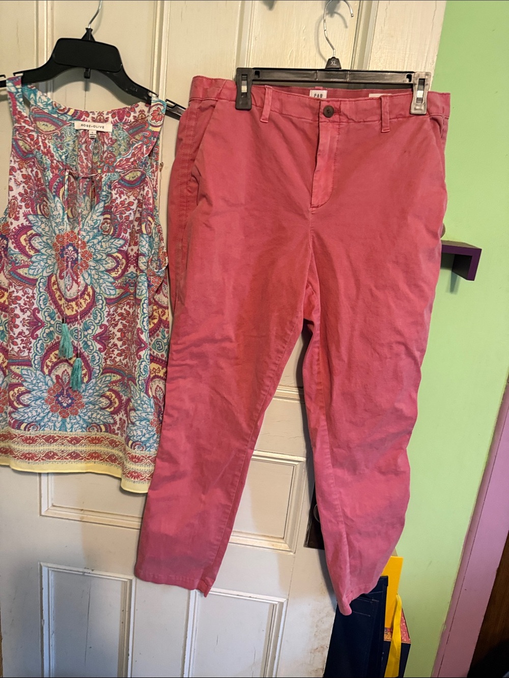 GAP Women's Rose-Pink Cropped Chinos